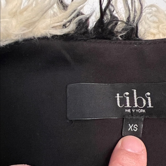 TIBI FAUX FUR SUKA BLACK & CREAM SHAGGY JACKET SIZE XS - Picture 7 of 16